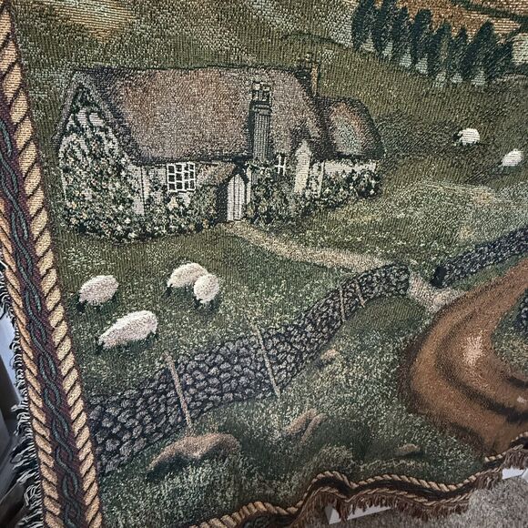 Irish Blessing Woven Tapestry Throw 50" X 70" with Celtic corner Knot Design - Picture 5 of 13